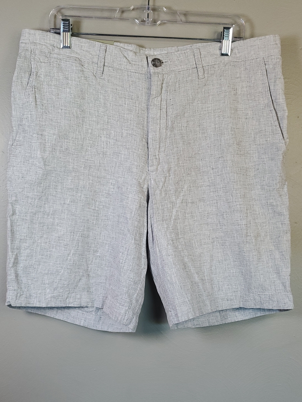 NWT Goodfellow Light Gray Men’s Casual Linen-Blend Shorts. Size 36